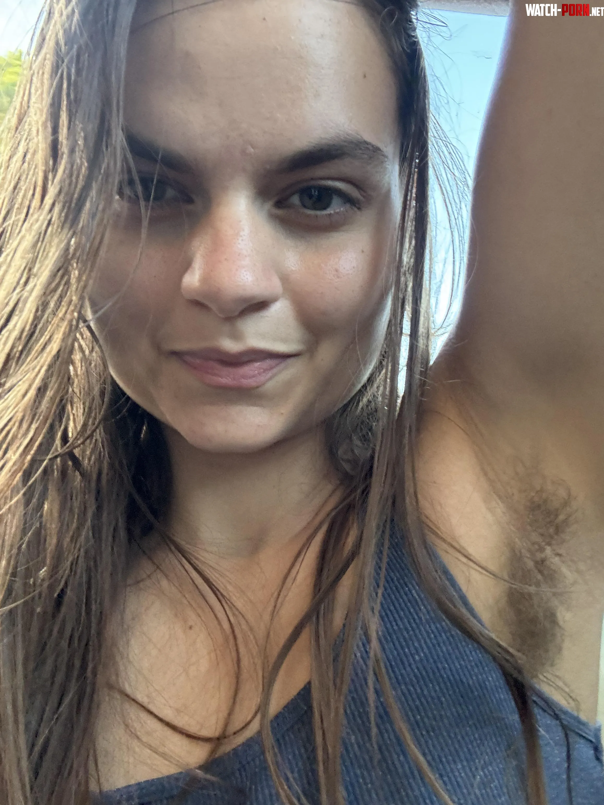 Showing my hairy armpits in public places by tomikoari