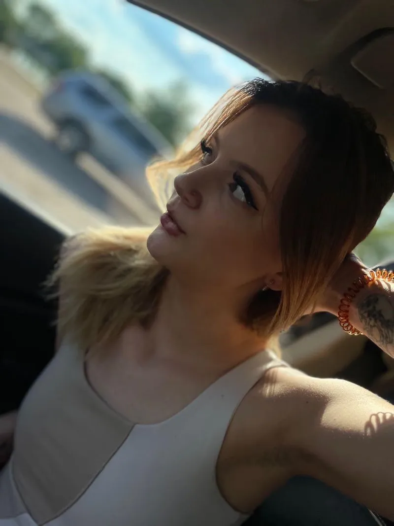 Thumbnail Sensual Invitation: Taste the Armpits | ElizaRowe8383