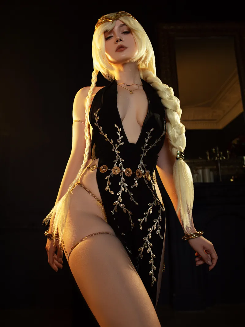 Thumbnail Queen Marika by JyuSan - cosplaygirls Artistry Unleashed