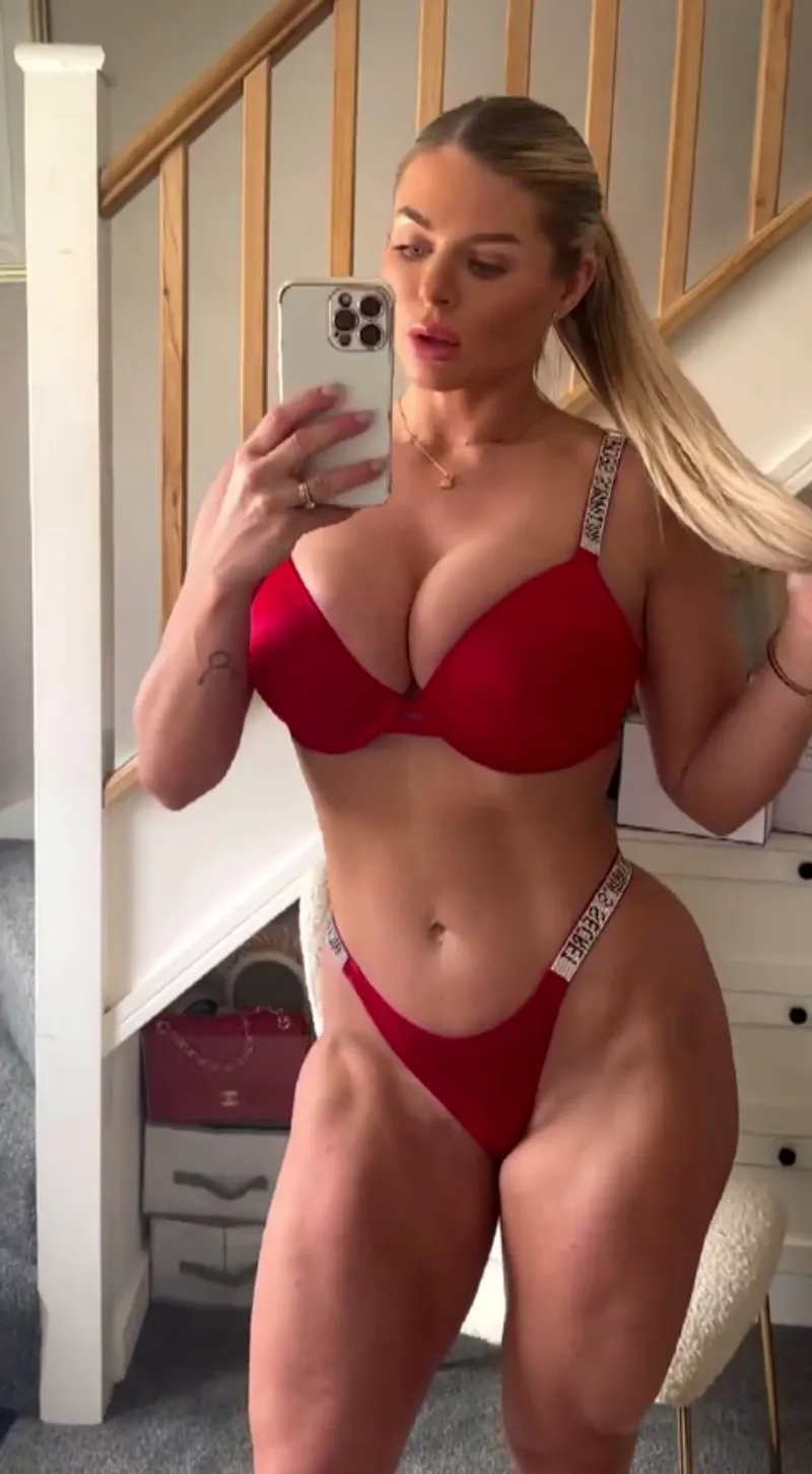 Thumbnail AshleyHeartfillia's Fit Trophy: A Prize to Admire | TrophyWives