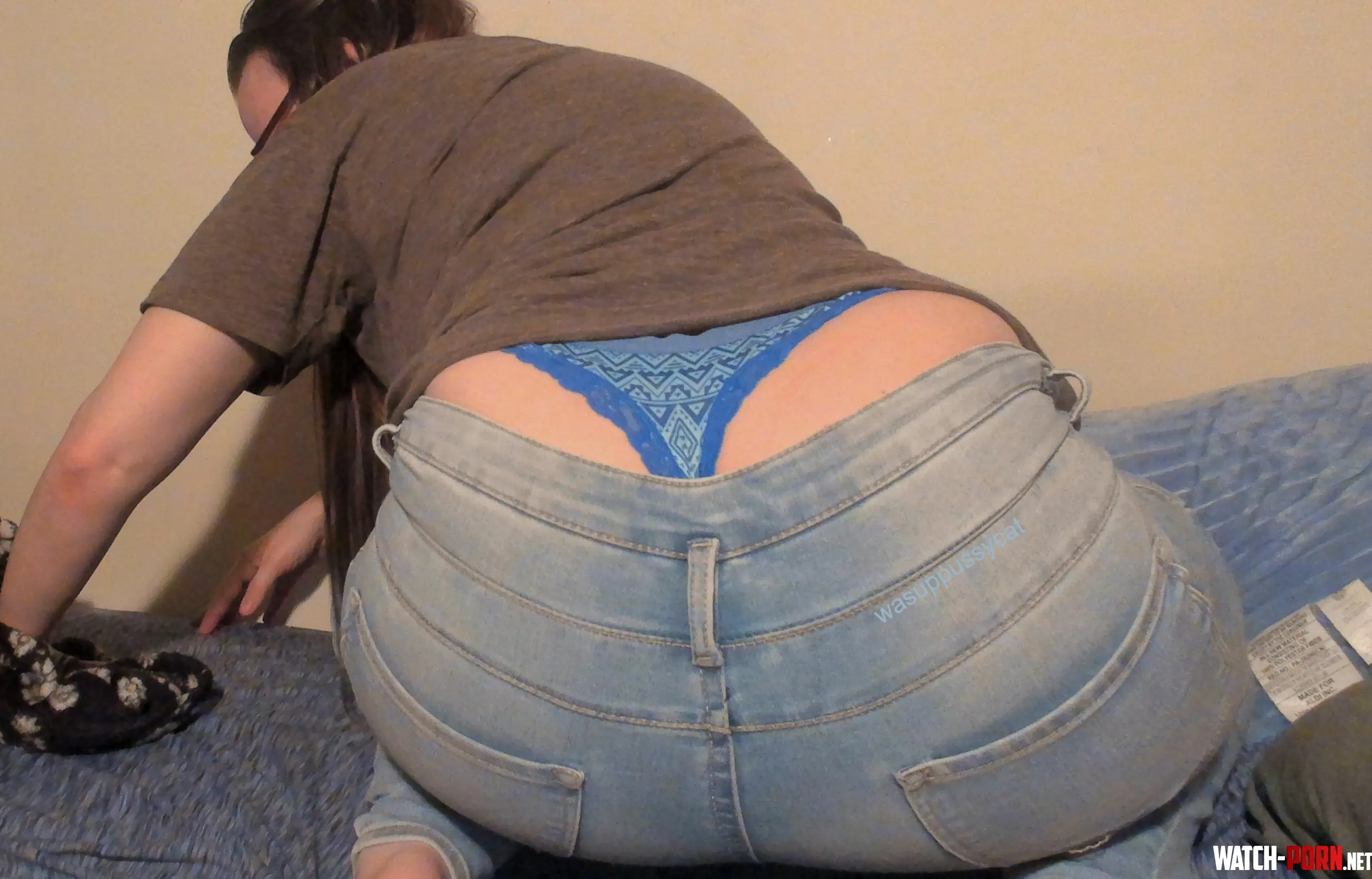 The pants can never cover it lol by Ilovedemtiddyboobs