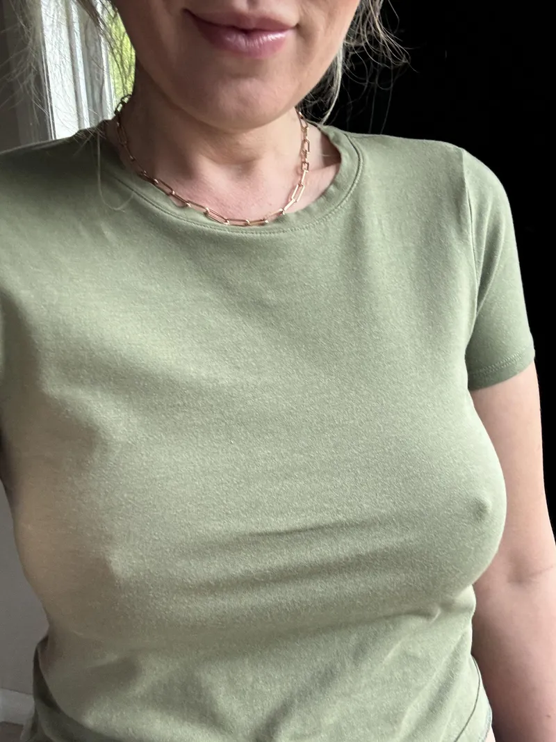 Thumbnail Tempting Stares: Eyes and More on Display | legally_mel