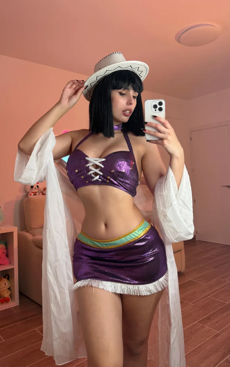 Thumbnail Captivating Nico Robin Cosplay by Kate Key Cosplay by katekeycosplay