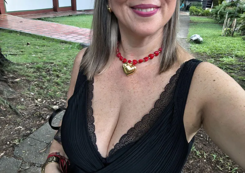 Thumbnail Freckled Cleavage Reveal by sarahmoom: Natural and Gorgeous