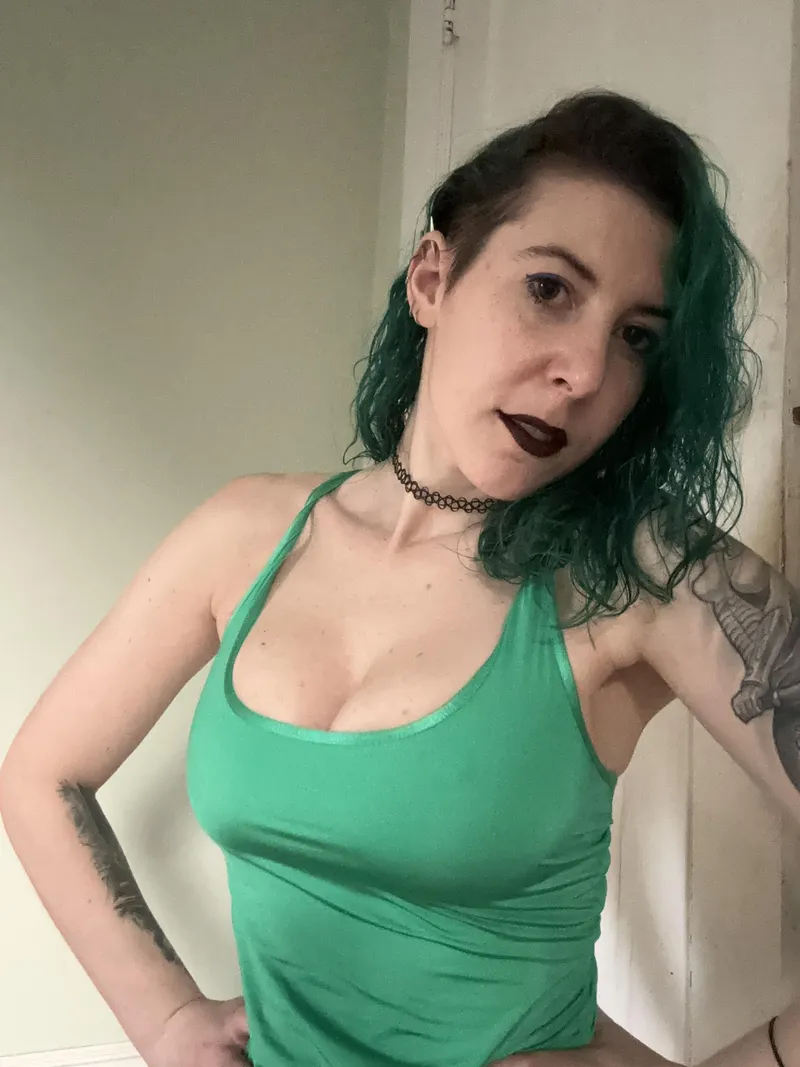 Thumbnail Sirenskiss3 Proudly Perky Even without a Bra - Embrace Freedom