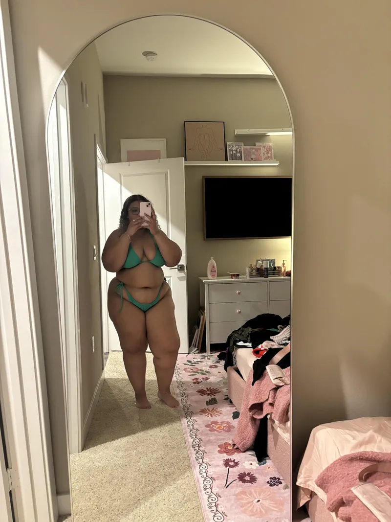 Thumbnail 28wildflowers Wishes You a Happy June with a Wink | BBW