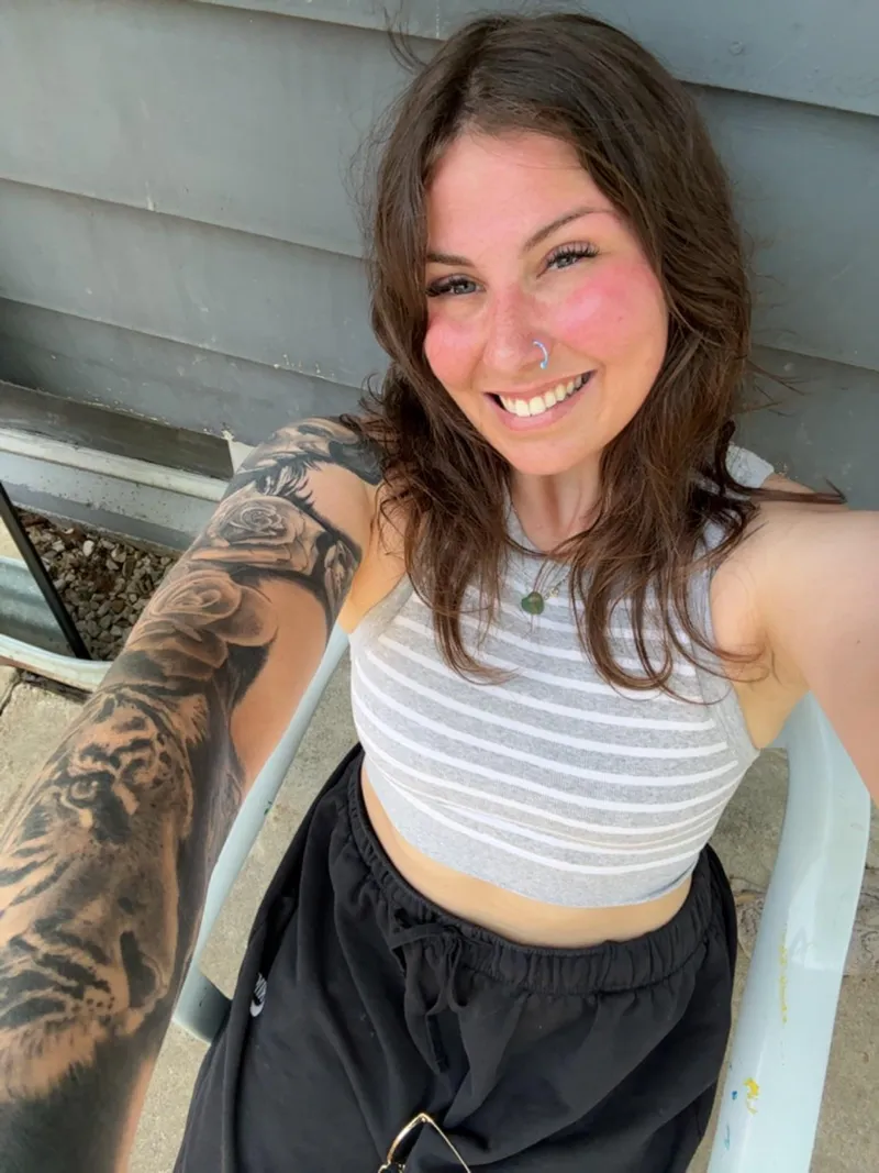 Thumbnail Interactive Connection: Brittfaithm's Query | croptopgirls