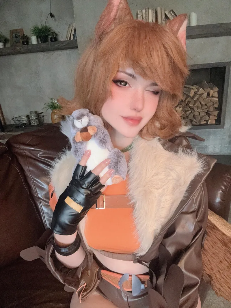 Thumbnail Marvel at Win_Winry's Squirrel Girl Cosplay in Cosplaygirls Genre