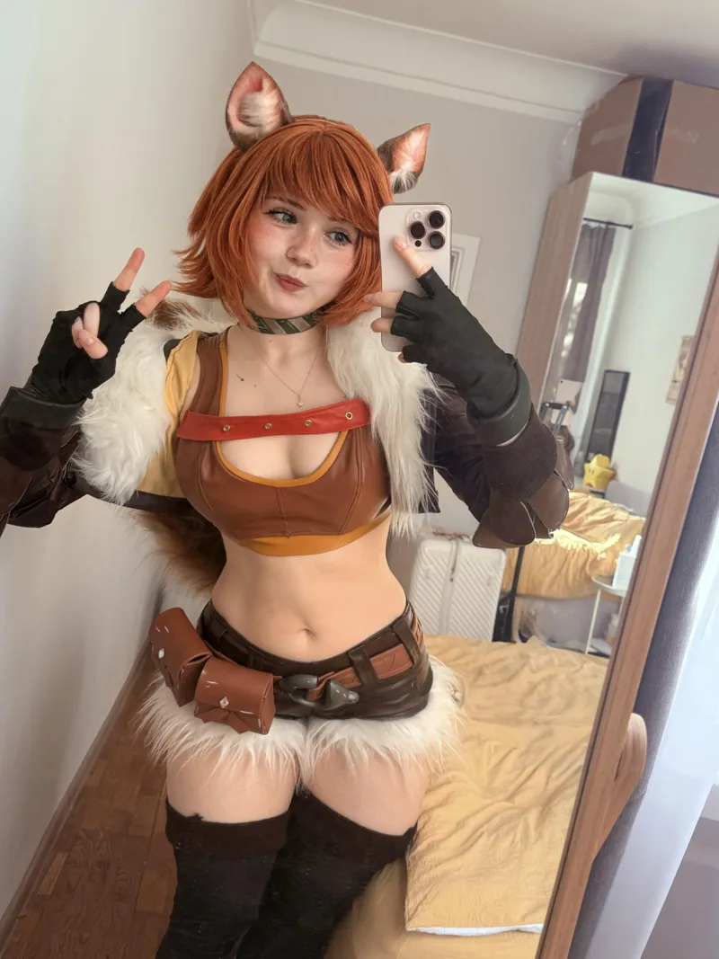 Thumbnail Squirrel Girl Cosplay by Neyrodesu - CosplayGirls