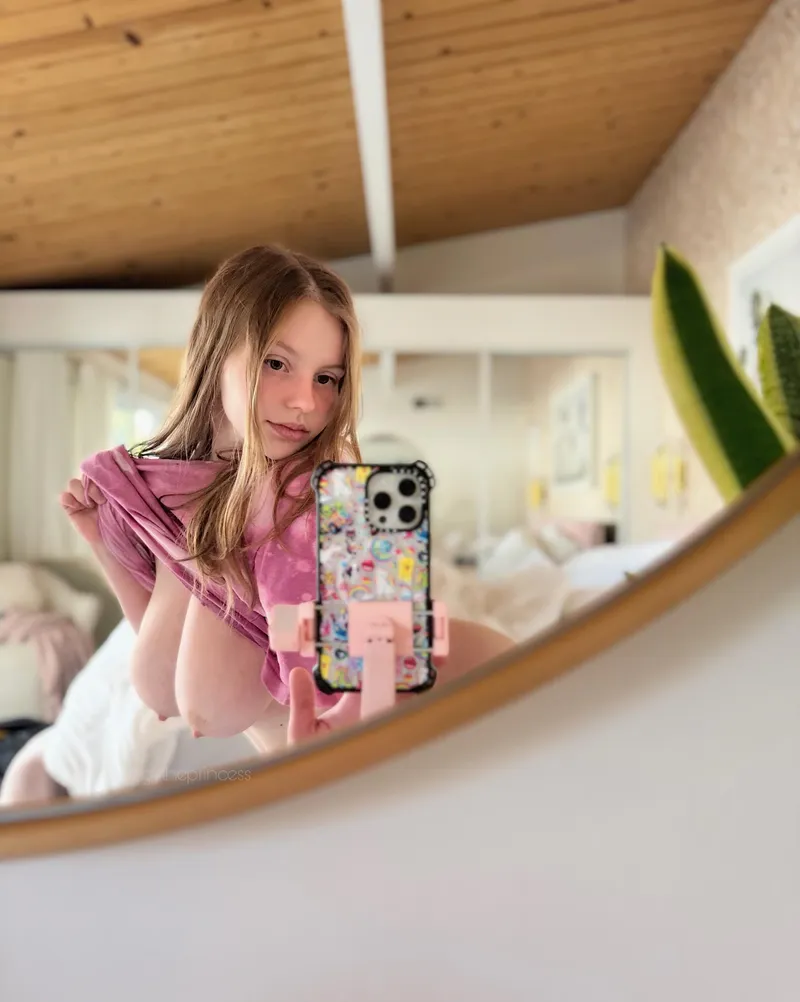 Thumbnail Men's Preferences: Fat Hangers and More by iggytheprincess | MirrorSelfie