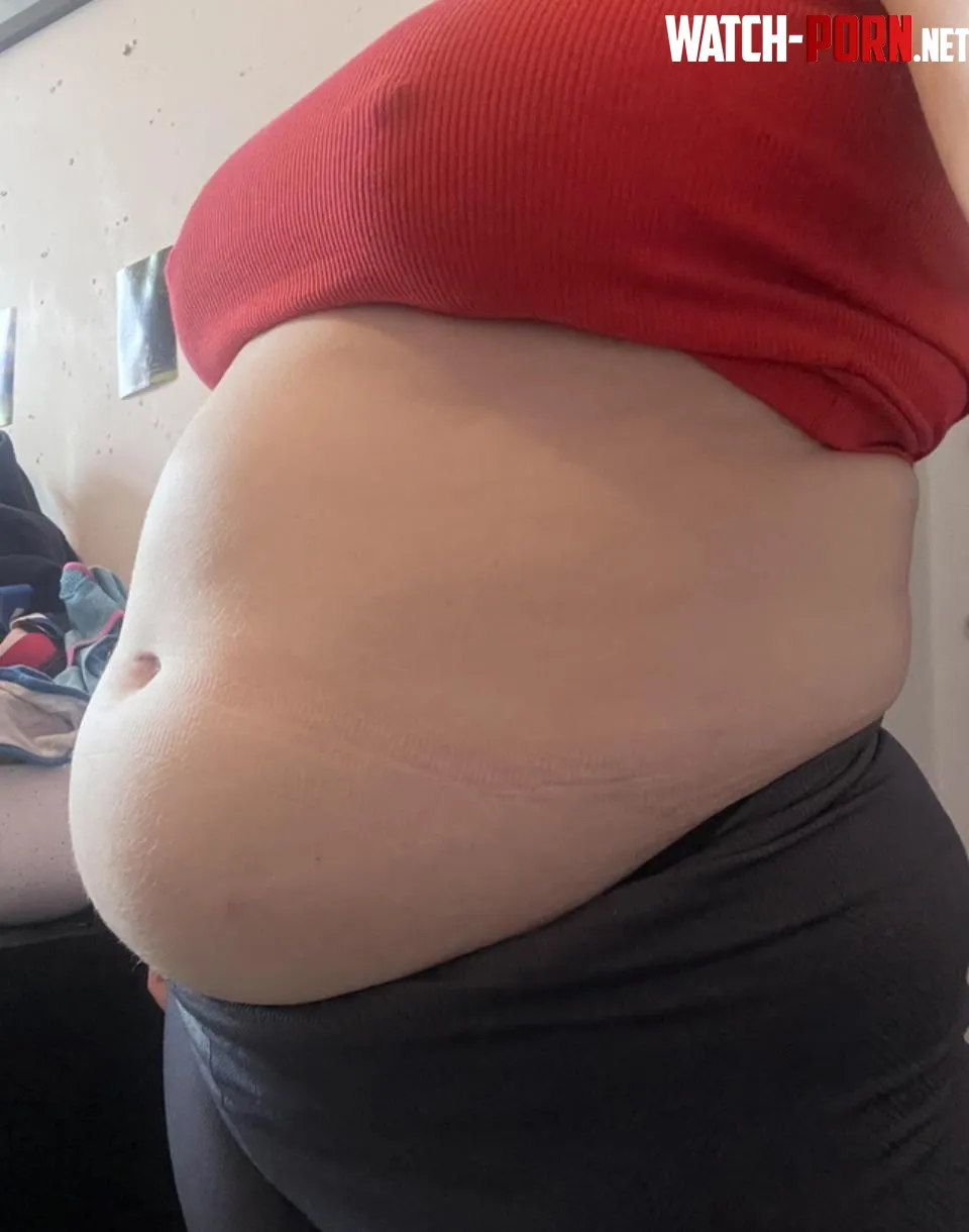 Girly getting rounded out by growingchelsbigger