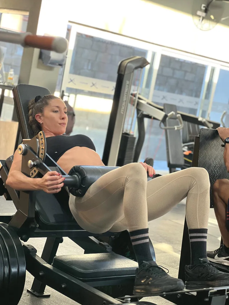 Thumbnail jessicaa_fit Lifts Day with Lifting and YogaPants Weights