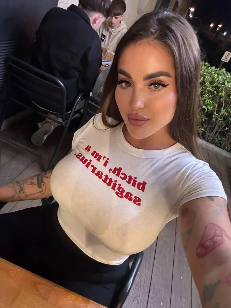 Thumbnail Unleash Confidence: Embracing No Bra Days by MaddisonFairy