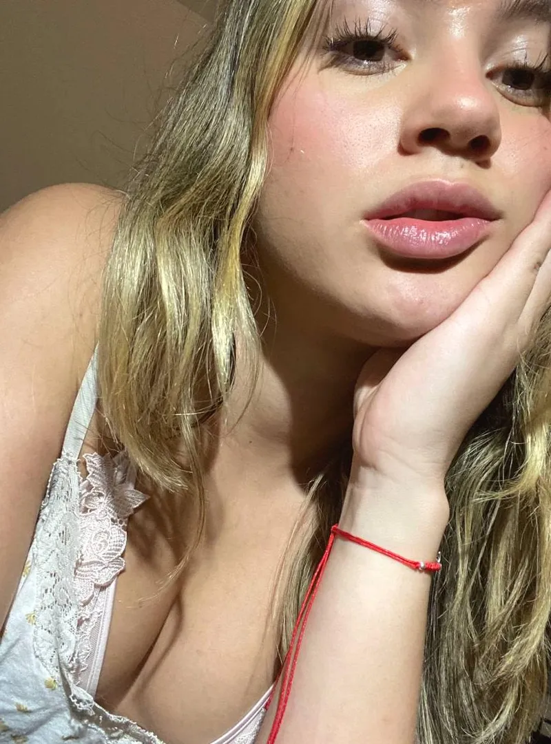 Thumbnail SabrinaZest41: Making Obsession a Sensual Experience