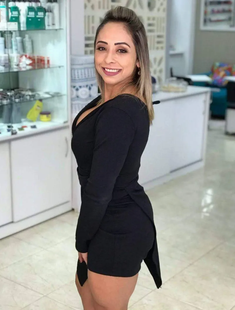 Thumbnail Turning Heads 42: A Stylish Tight Dress Look by nutmeqzy