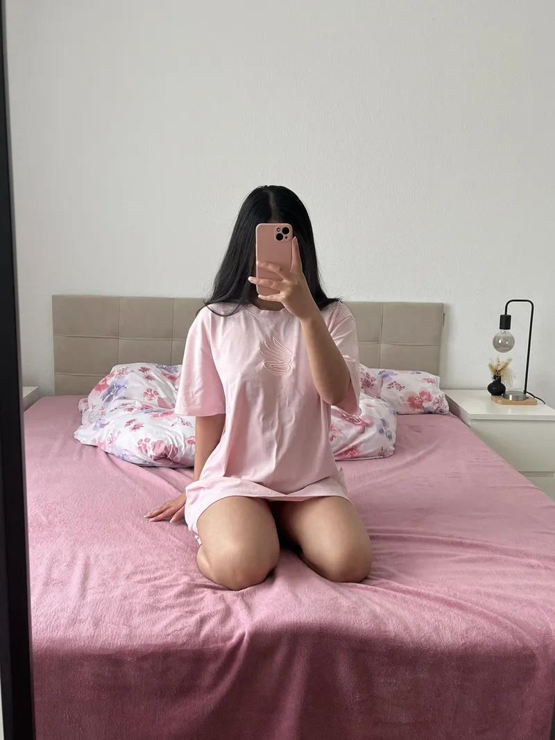 Thumbnail Sleepersbuild Delight: Exploring pandakikii's Creations