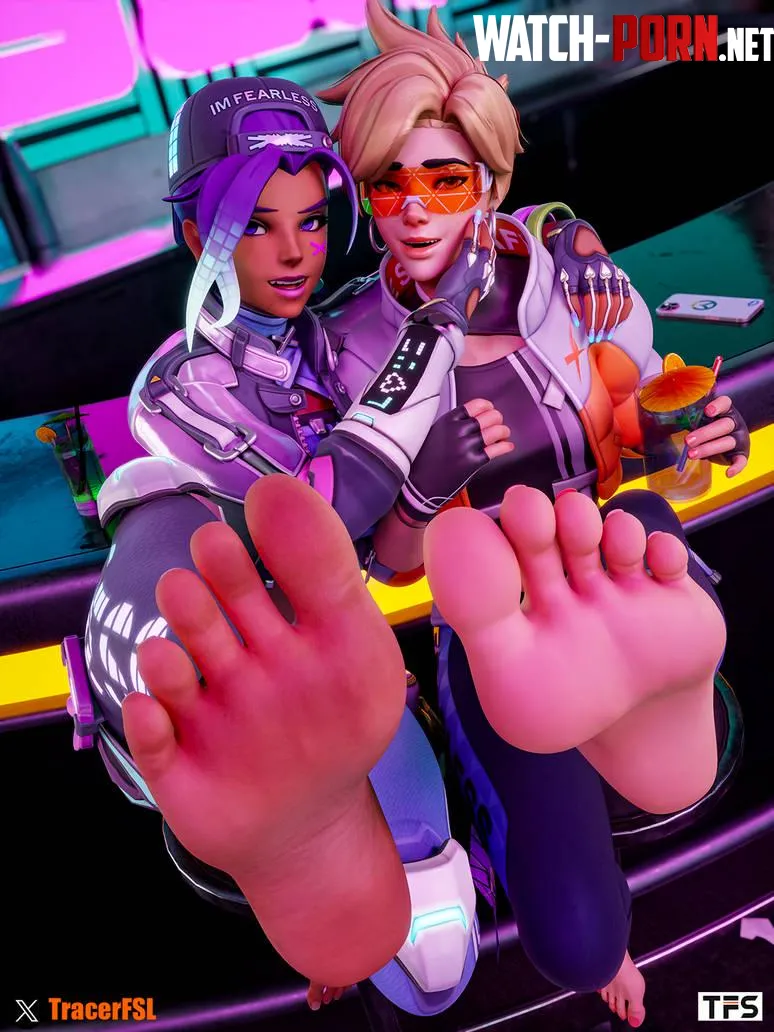 Sombra & Tracer [Overwatch] (TracerFeetSlave) by Kyoto709
