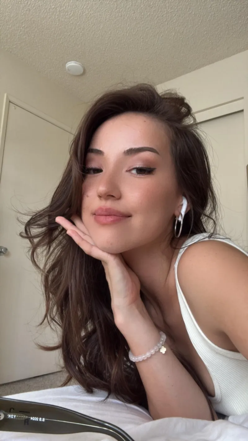 Thumbnail Hanasheaven's Blend: Japanese/Mexican/Irish Beauty