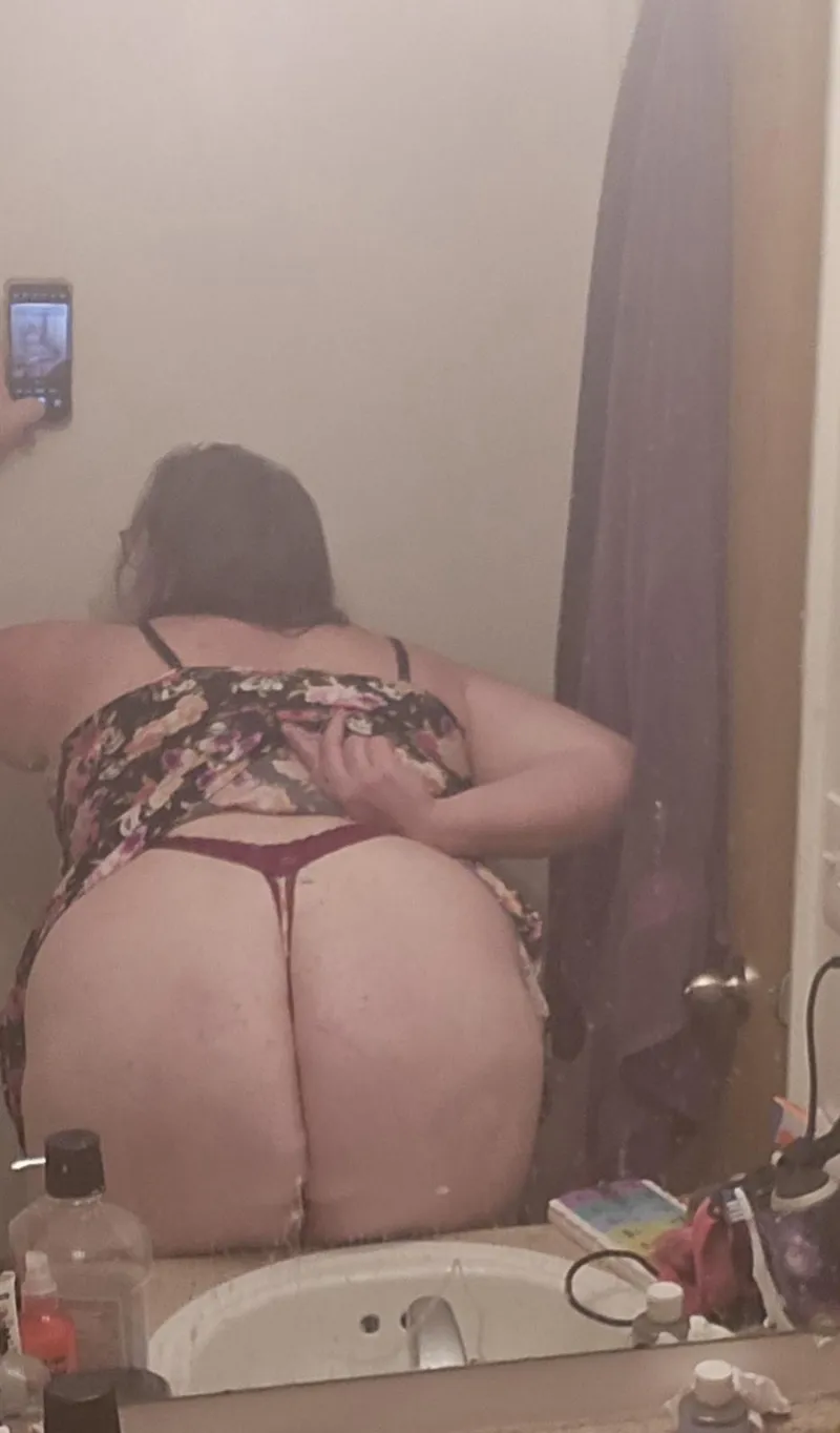 Thumbnail Bouncy Vibes: Embracing Playful Energy by MostlyJustFreckles | BBW