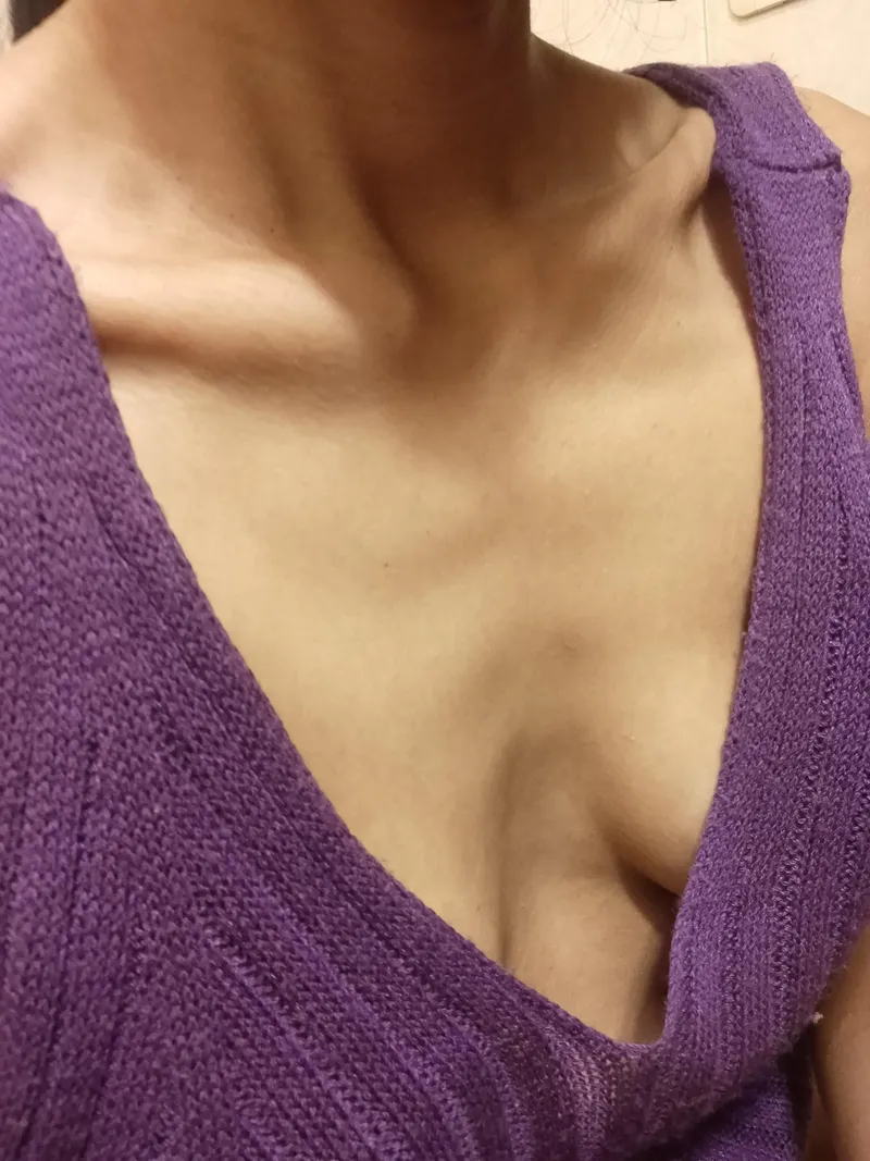 Thumbnail Anne_lisse_1 Reflects on Unintentional Attention in Class with a Downblouse