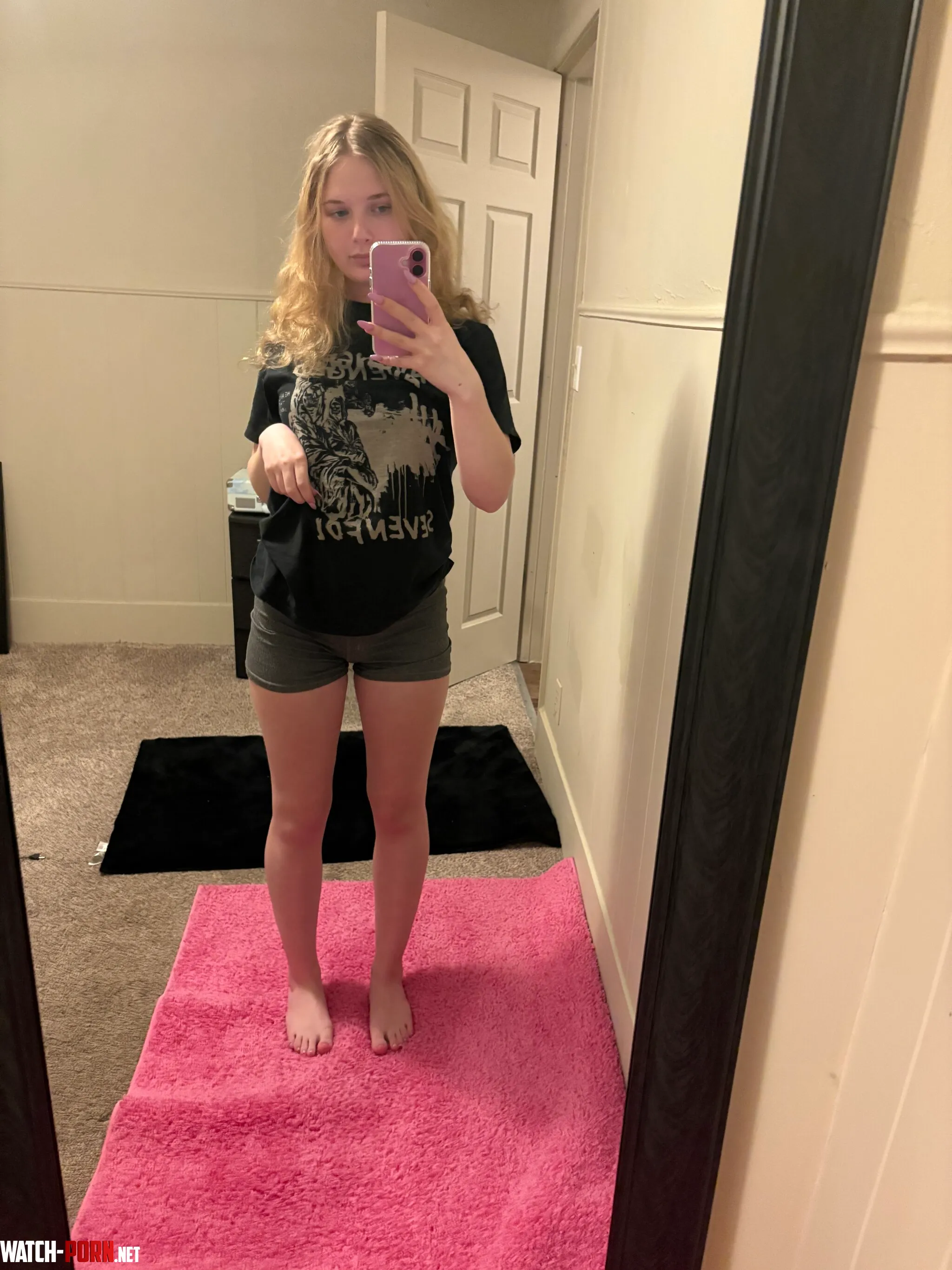 Cute short shorts by samwitabam