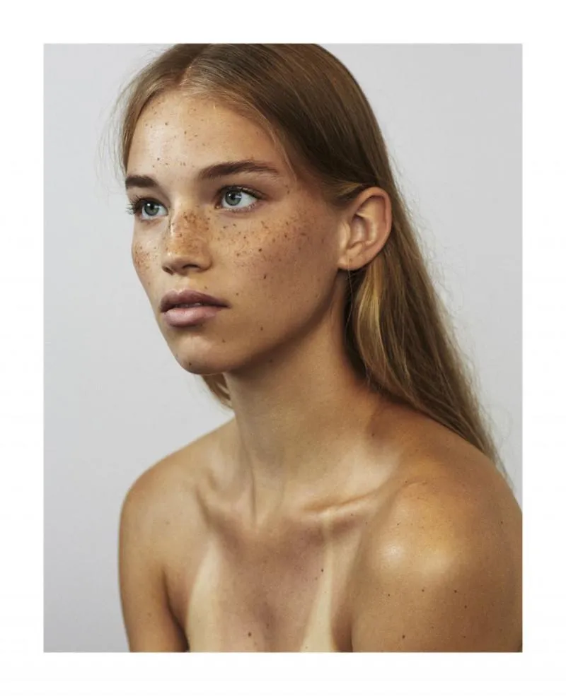 Thumbnail Rebecca Leigh Longendyke: Modeling Excellence and Trends