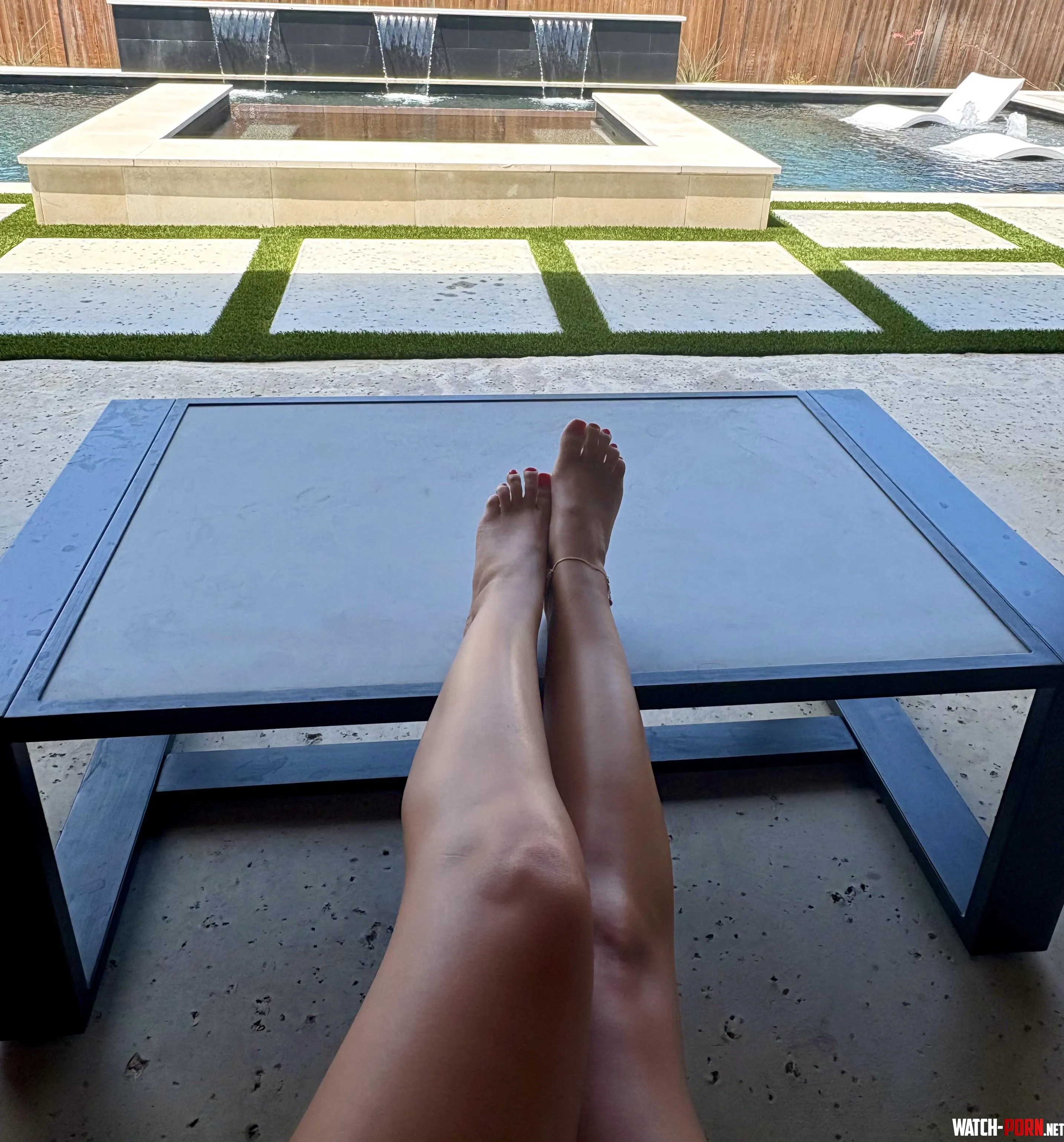 Relaxing poolside ♥️ by pilatesprincess222