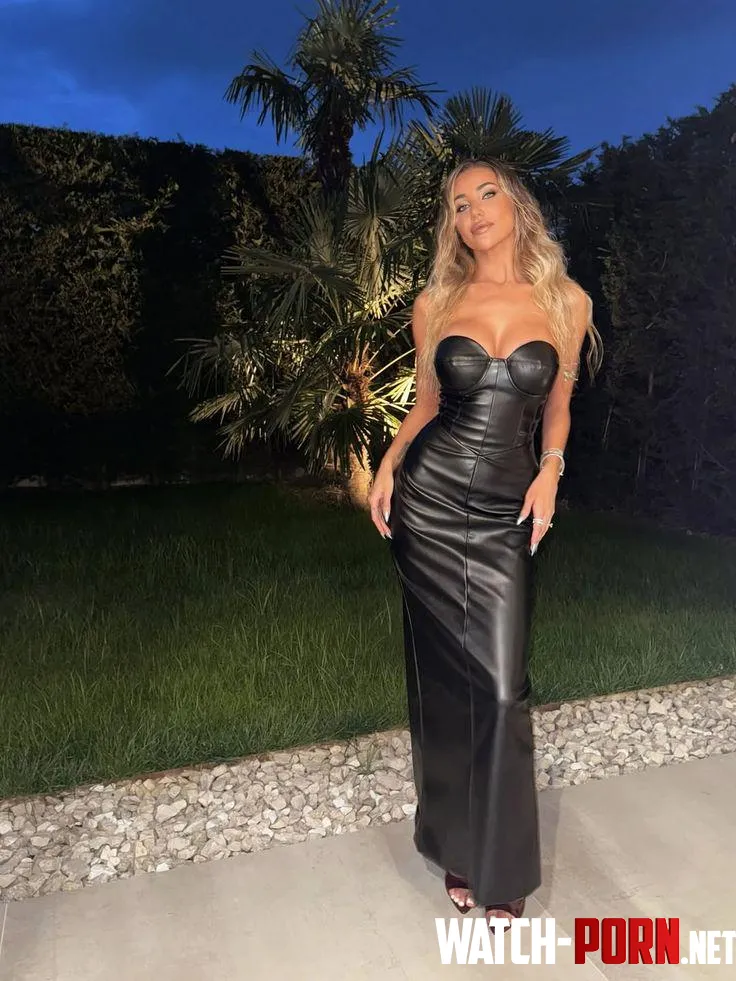 Long dress by Justitias