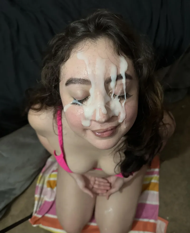 Thumbnail MsSoap Delivers Intense Content in Monster Facial - Cumsluts