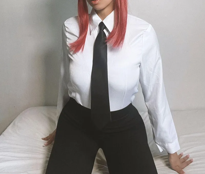 Thumbnail MixedBlossom's Makima Marvel: Best-Tapper's Cosplay Feature