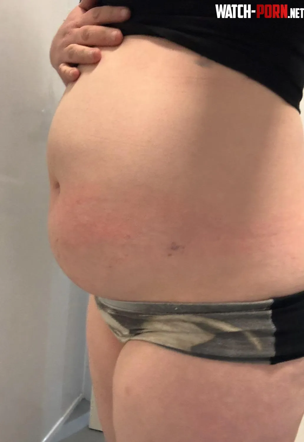 Feeling huge 🤭 by BellyGirl_2