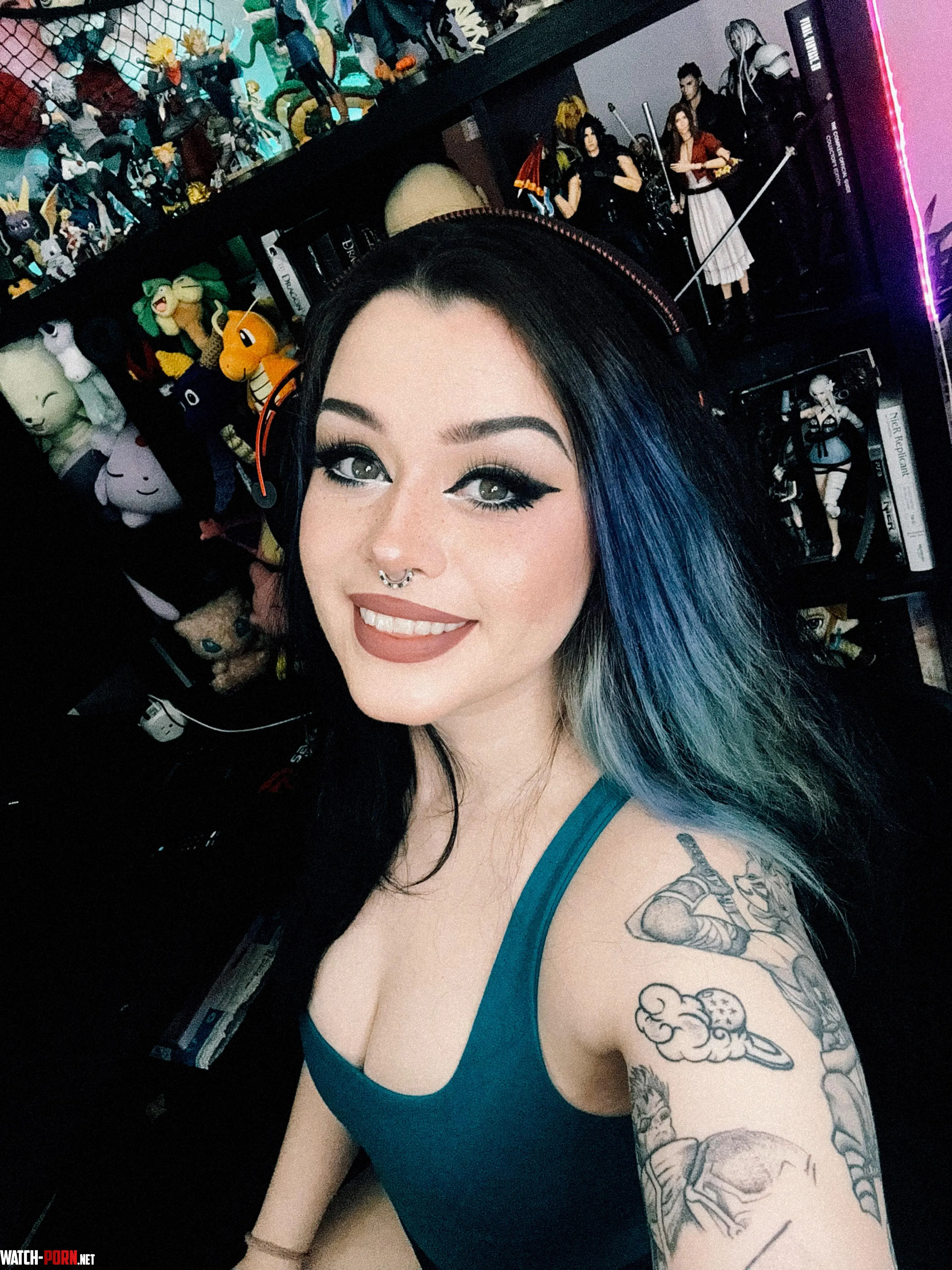 I love blue by NOMADTVS