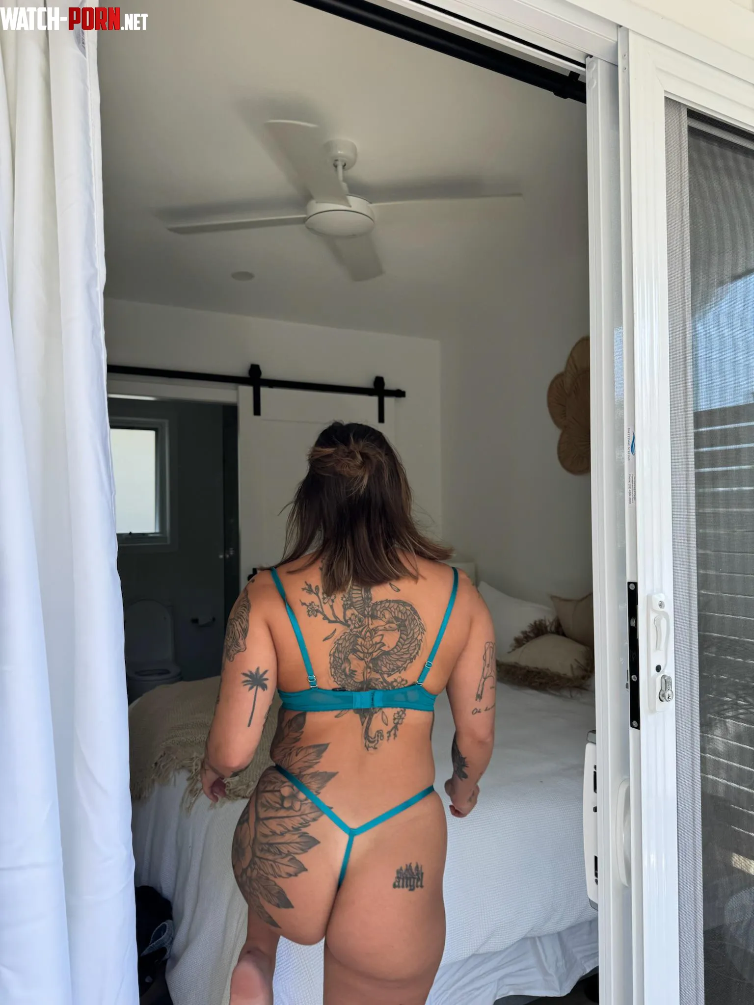 Are you more of an ass or tits kinda guy? by seyyyjenny