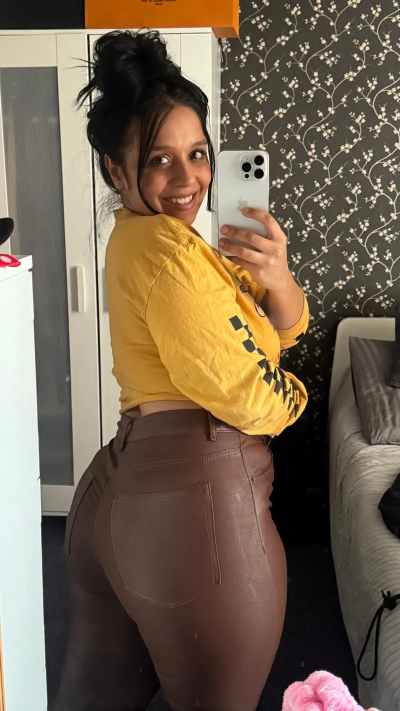 Thumbnail The Art of Enjoying Sex to the Fullest with Galadriel69_ in Milfie