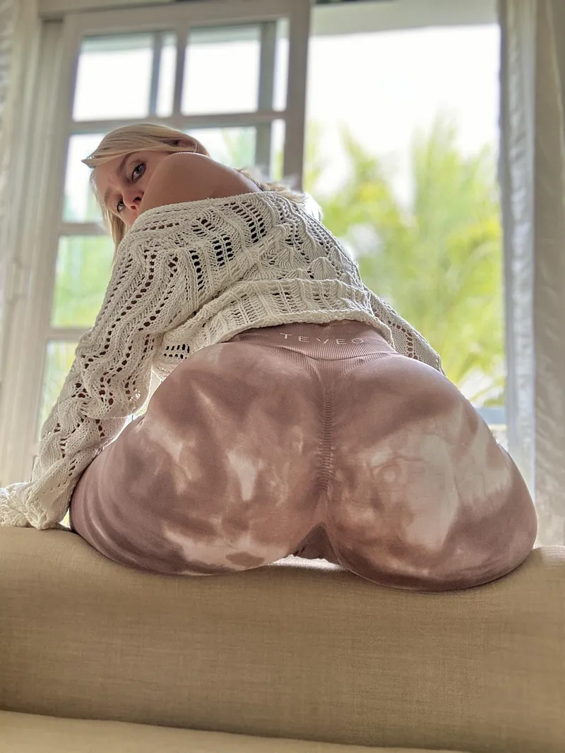 Thumbnail charmingBrandyy Advocates Leggings: The Ultimate Comfort Choice Revealed