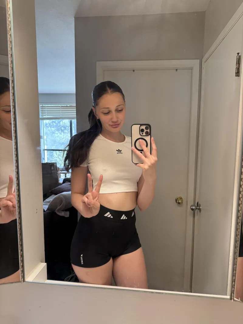 Thumbnail Let's Get Naughty: RoryRosee's MirrorSelfie Revelation