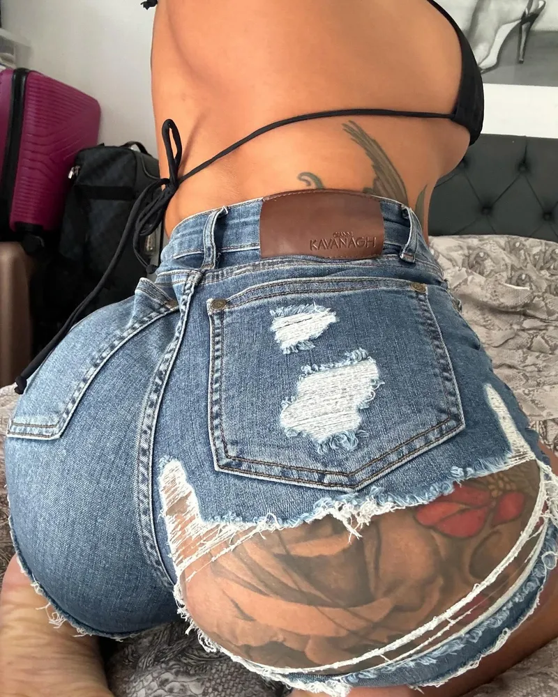 Thumbnail JapanKateLee Teases Summer Dressing Anticipation in PAAG