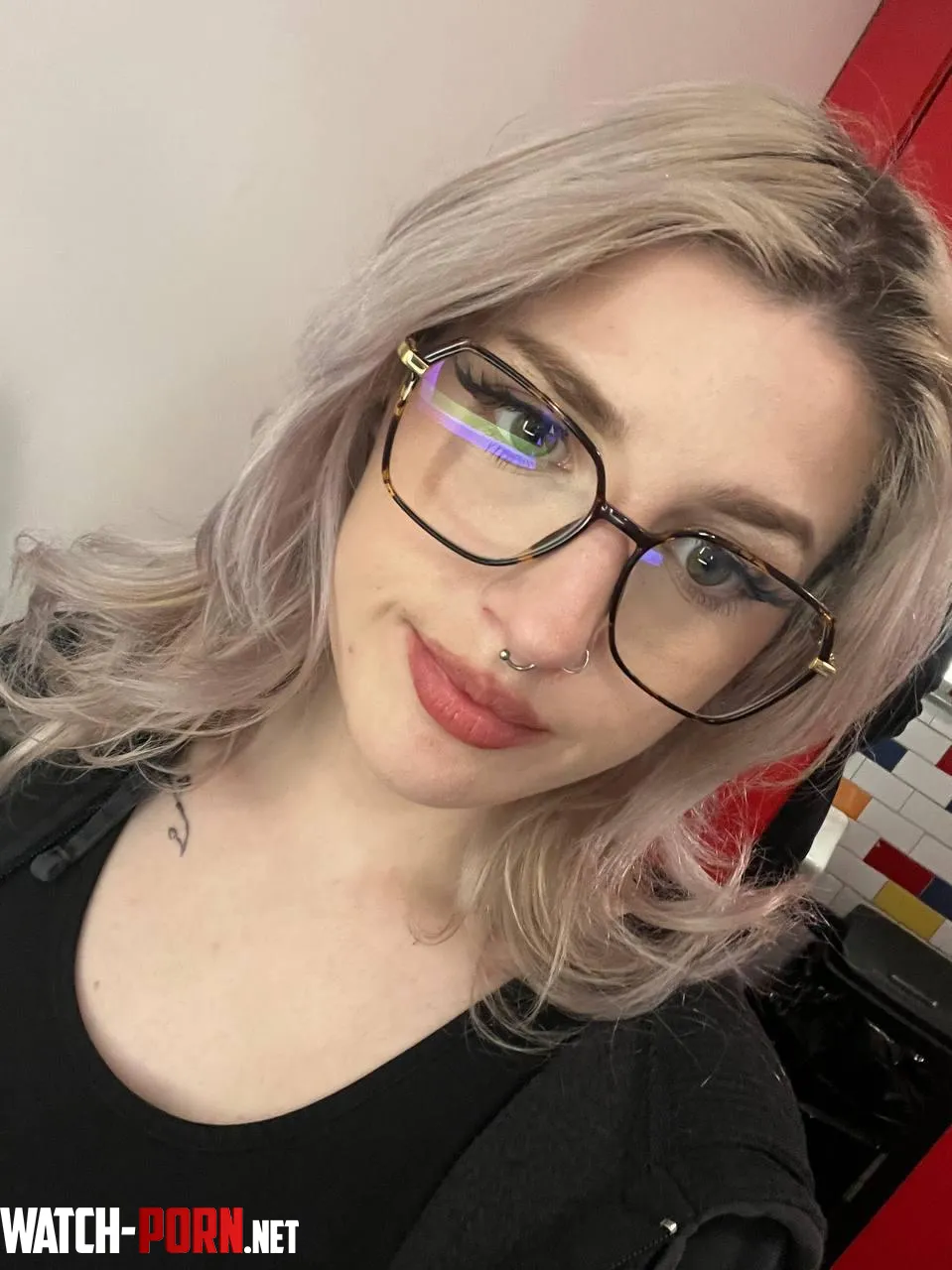 caught good lighting before my brain turned off for the night by velvetfairydust