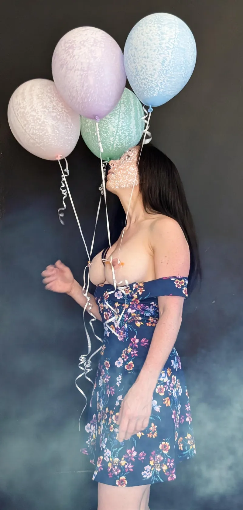 Thumbnail Missdreamzxxx Explores Colorful Ballons and Big Titties | boobs
