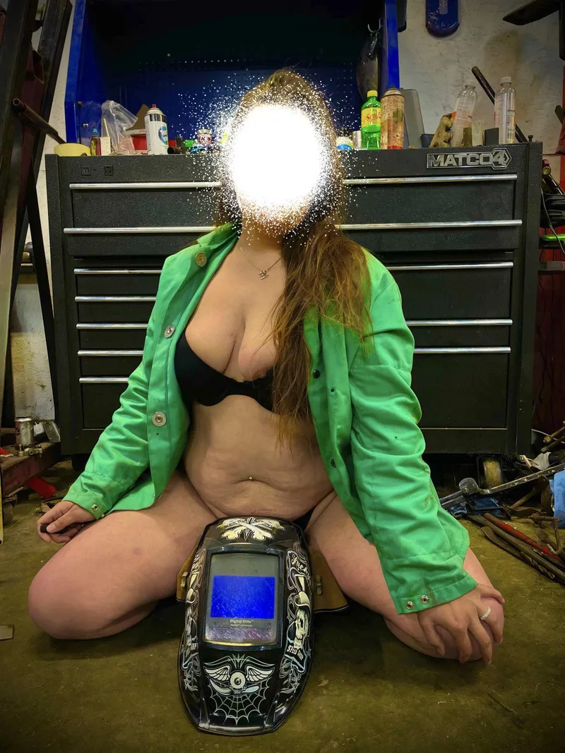 Thumbnail Fill My Crack: OtherwiseAd341's Countrygirls Plea