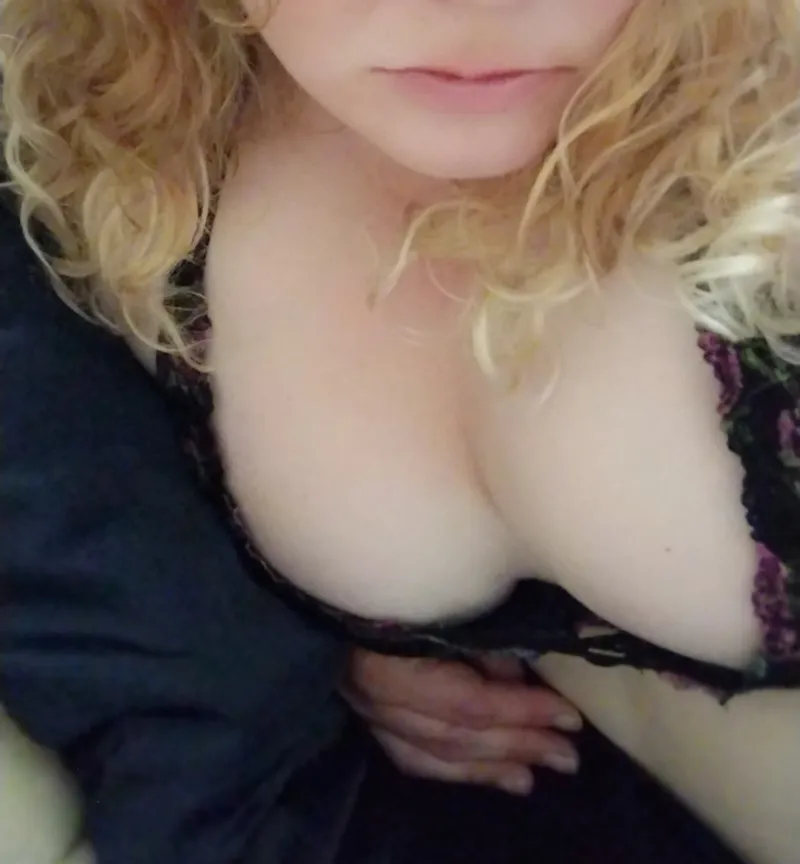 Thumbnail YYCbbwbaddie's Saturday Confession: Slutsofonlyfans