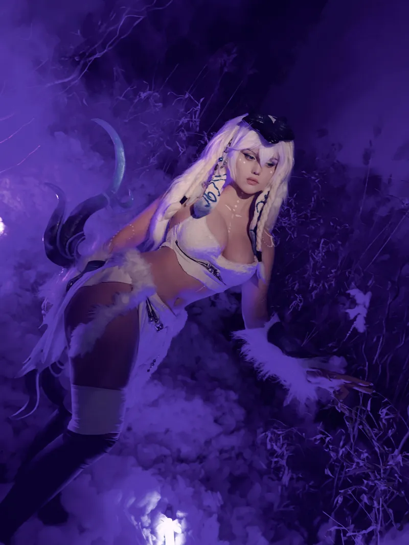 Thumbnail Kindred [League of Legends] (Win_Winry) by Win_Winry_cos