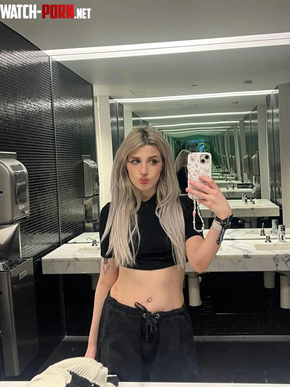 this outfit made me feel like a hot villain sooo yeah by velvetfairydust