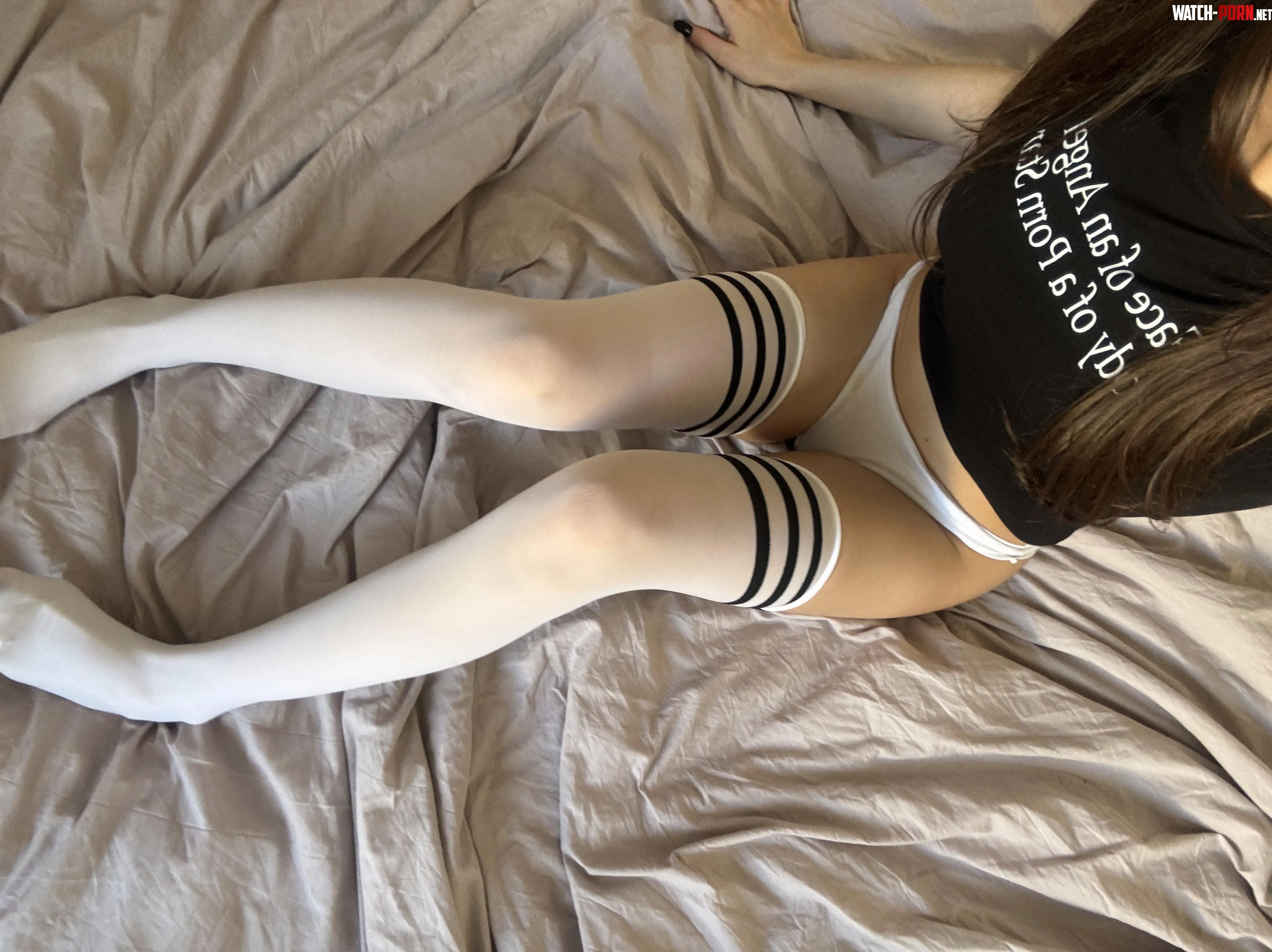 Wanna rip these socks off or leave them [f] by isouzy