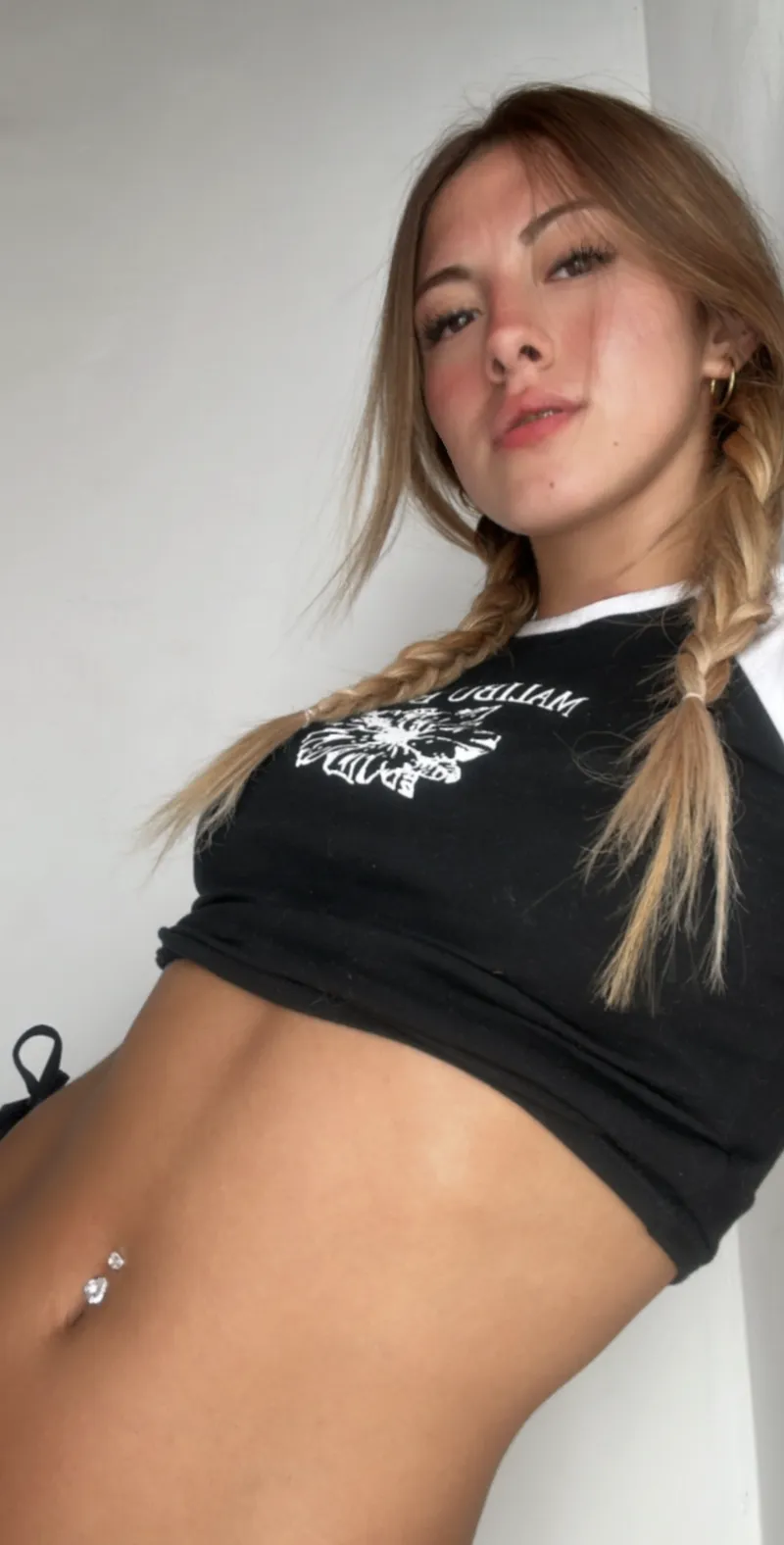 Thumbnail Hotness with Piercing: jmemadting's Edgy Take in Croptopgirls