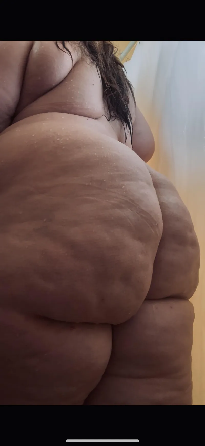 Thumbnail Creepineden8's Invitation: Join Me for a Shower | Ssbbw