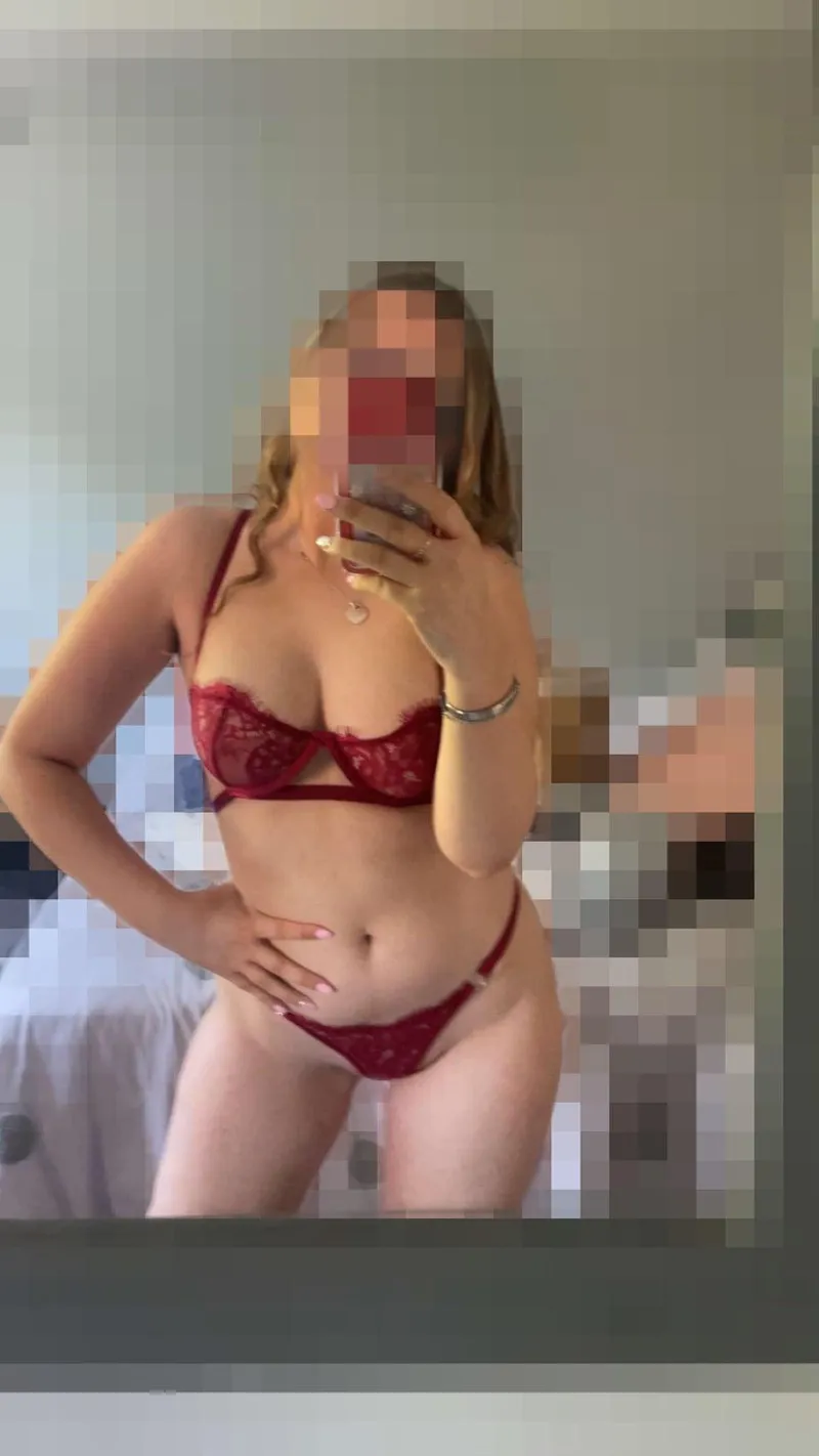 Thumbnail Vibrant Red Lingerie Set: A Show by Geordie2001 | redlingerie