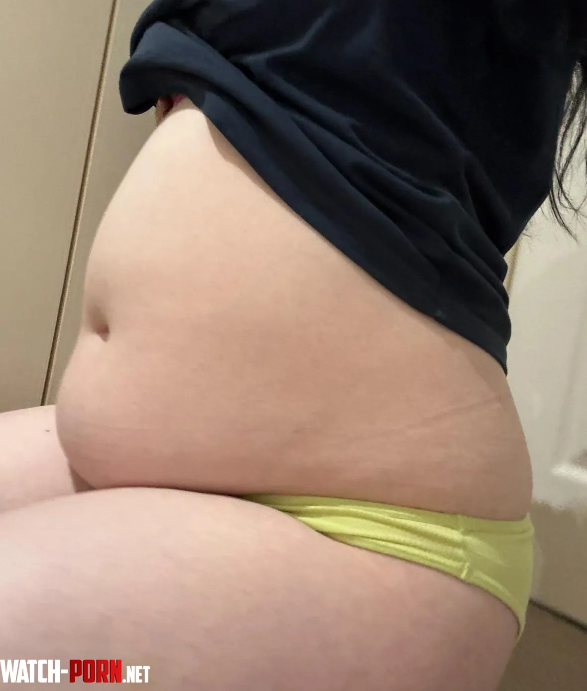 I’m getting so big 🐷🐷 by BellyGirl_2