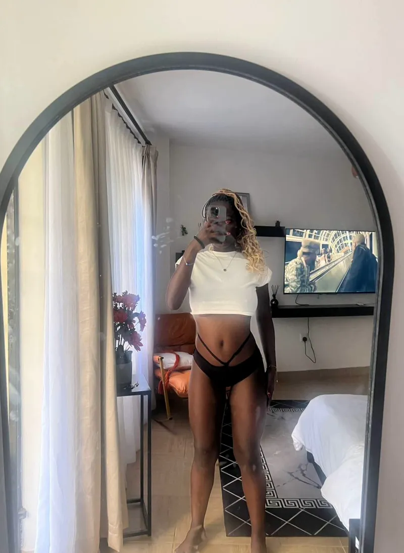 Thumbnail The Perfect Fit: My New Favorite Top by uhyy