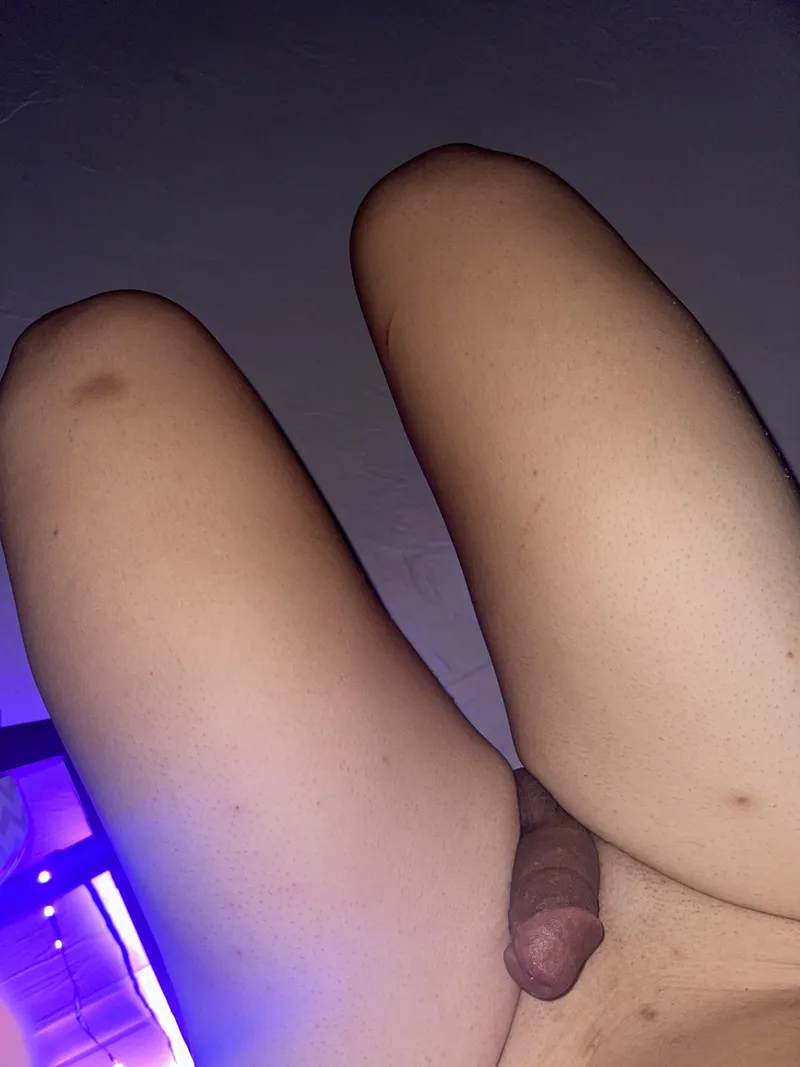 Thumbnail Slowly shrinking my dicklet and it feels so good by Baljeet-Gupta